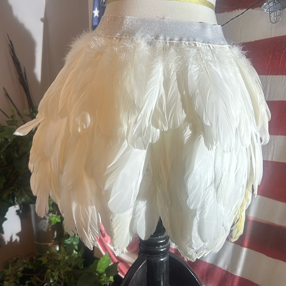 White feather skirt sz L Halloween costume